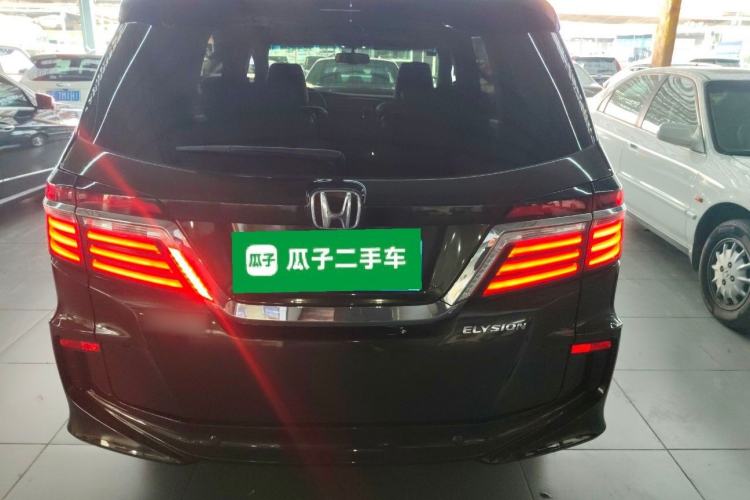 Used Honda Elysion 2016 2.4L Luxury Edition