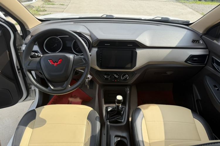 Used Wuling Hongguang 2021 1.5L S Comfort Edition LAR
