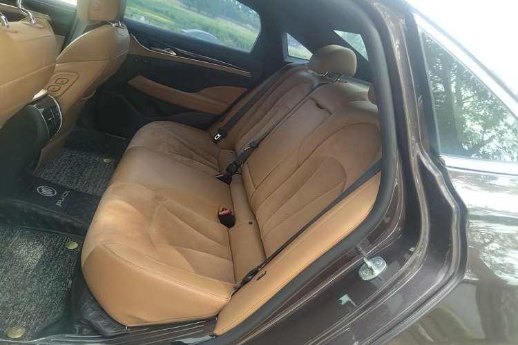 Used Buick LaCrosse 2016 28T Flagship Model
