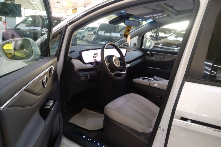 Used Buick GL8 2025 Lu Zun Deluxe Edition