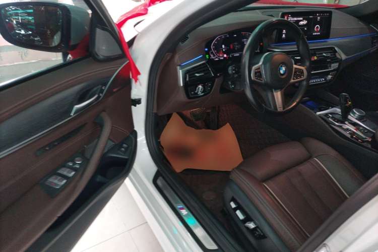 Used BMW 5 Series 2022 Restyled 530Li Luxury Edition M Sport Package
