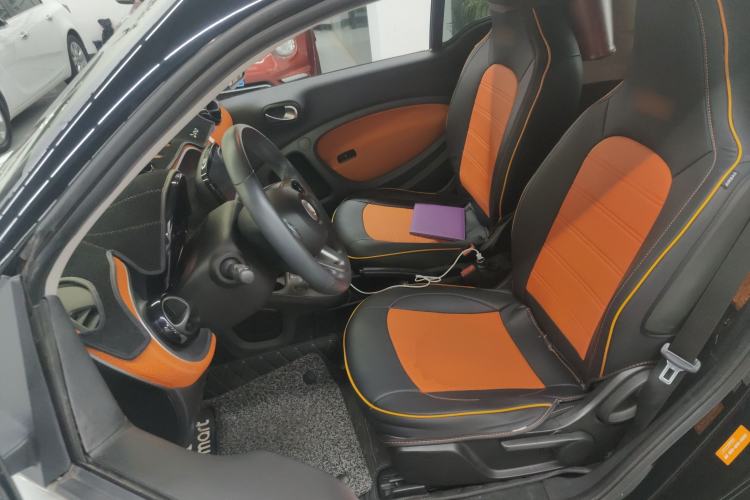 Used  fortwo 2015 1.0L 52 kW Hardtop Passion Edition
