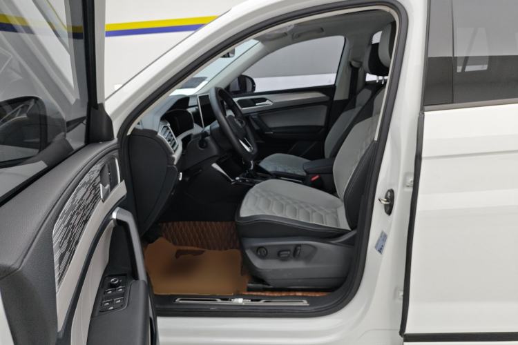 Used Volkswagen Tayron 2023 330TSI Two-Wheel-Drive R-Line High-Energy Version
