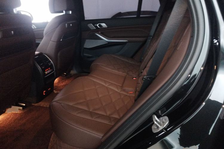 Used BMW X5 2023 xDrive 40Li M Sport Night Edition Package
