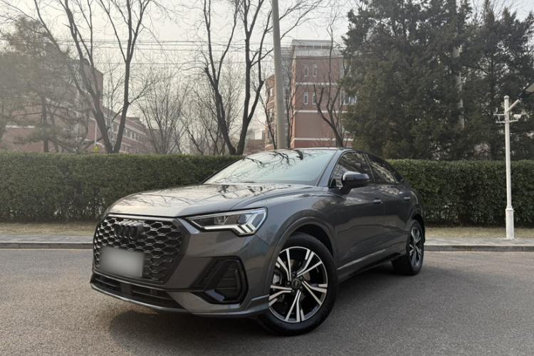 Used Audi Q3 2023 40 TFSI Fashion Dynamic Model