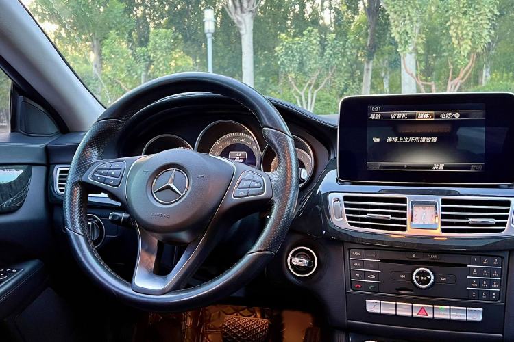 Used Mercedes-Benz CLS 2015 CLS 260
