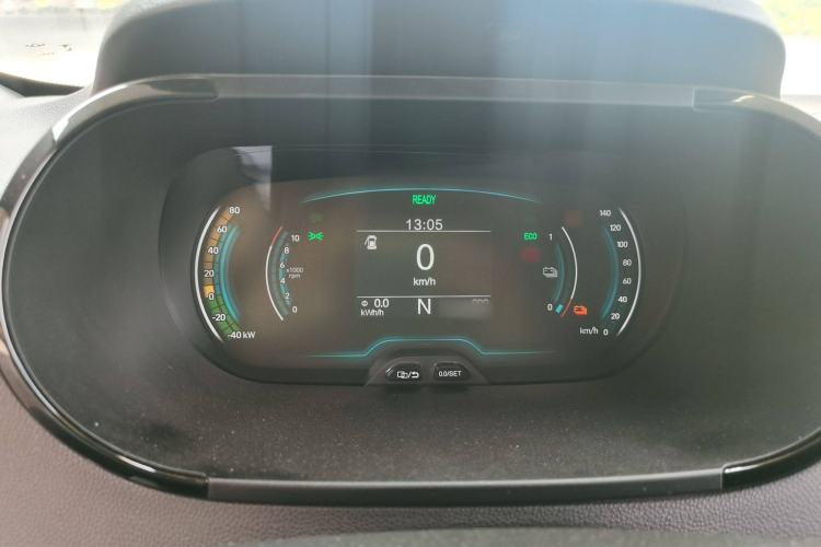 Used Chery Little Ant 2022 Restyled Version Sweet Pink Edition Half-Sugar Version 28.8 kWh 30 kW 301 km
