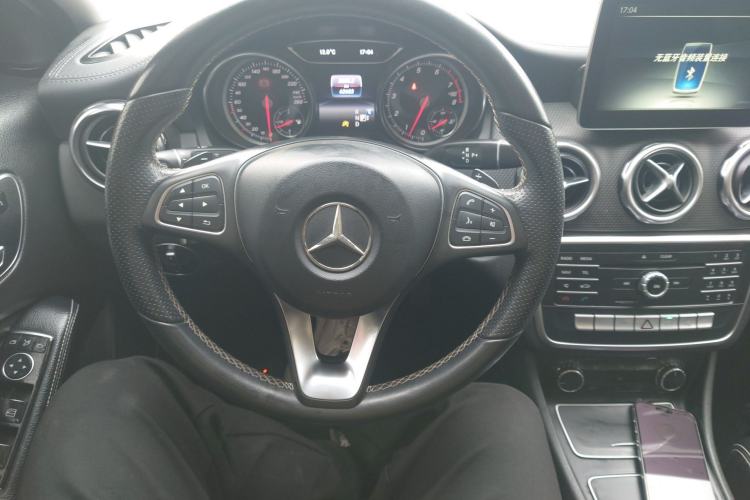 Used Mercedes-Benz GLA 2017 GLA 200 Fashion Model