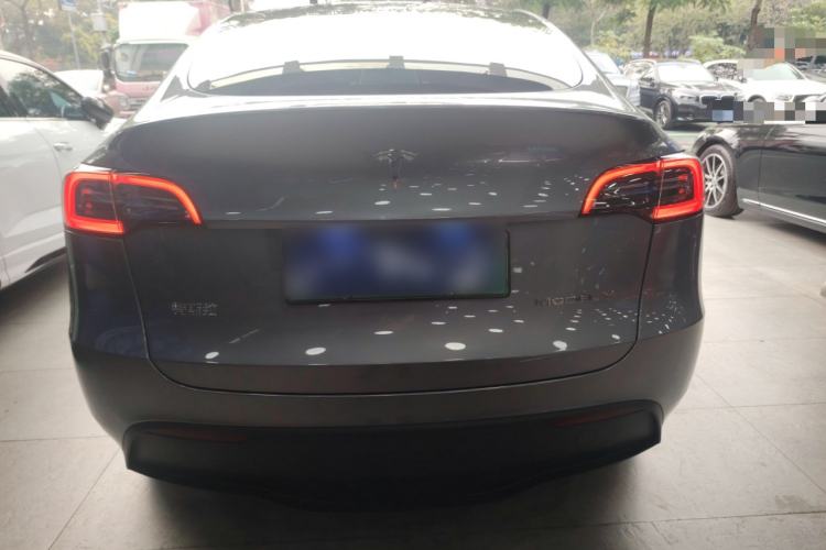 Used Tesla Model Y 2024 Long-Range All-Wheel-Drive Version