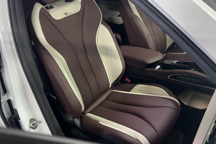 Used Geely Auto Monjaro L 2021 2.0TD DCT EVO Two-Wheel Drive Smart Luxury Version
