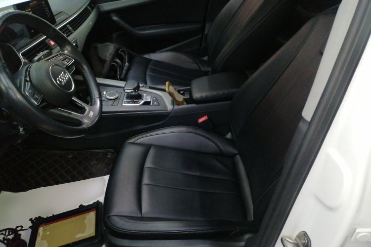 Used Audi A4L 2019 40 TFSI Ambition China VI