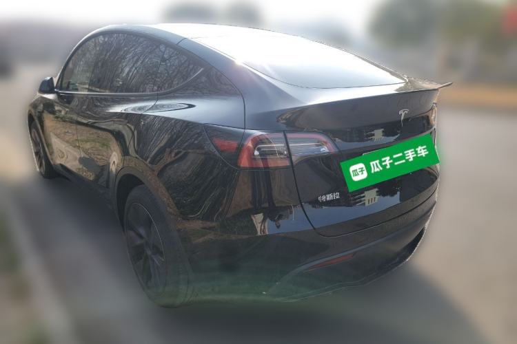 Used Tesla Model Y 2023 Rear-Wheel-Drive Version
