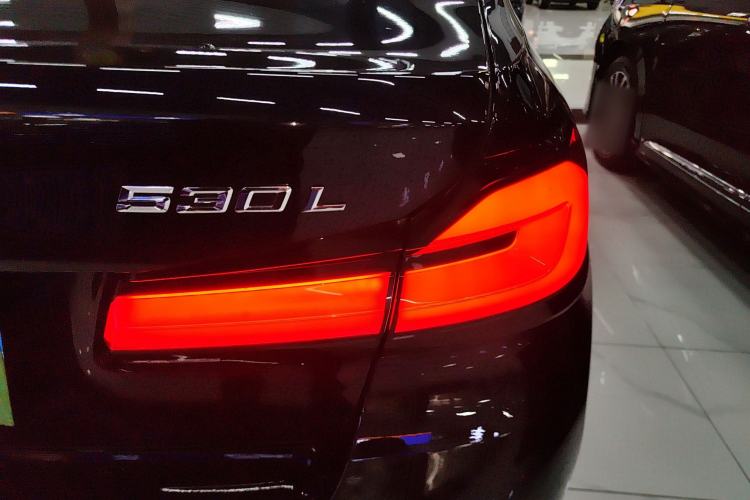 Used BMW 5 Series 2021 530Li xDrive Luxury Package