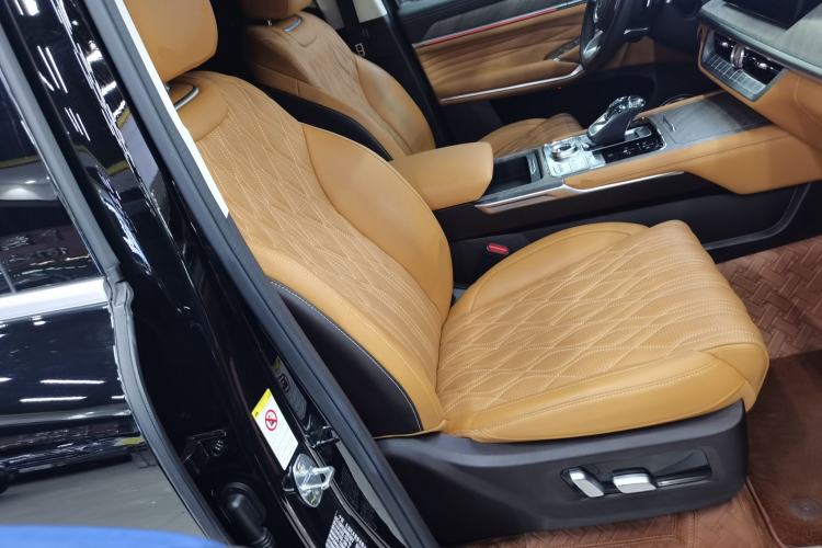 Used Tank 500 New Energy 2023 Hi4-T
