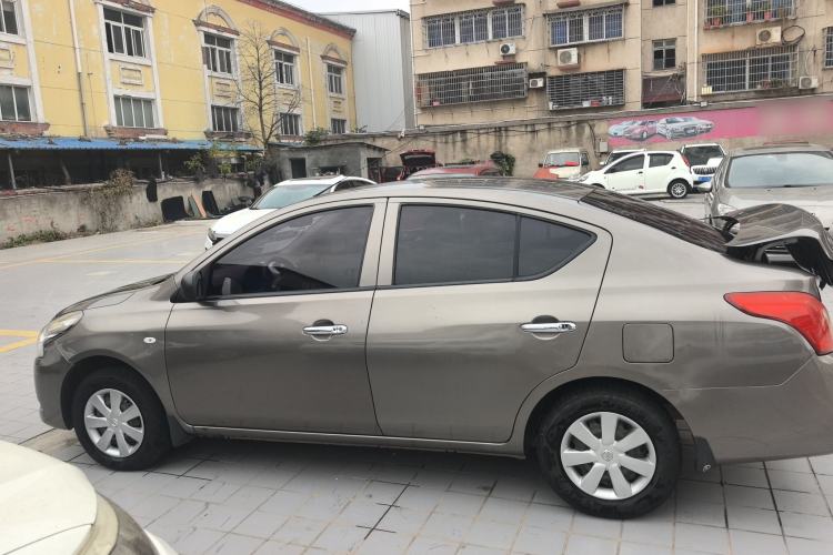 Used Nissan Sunny 2016 1.5XE Manual Leading Edition

