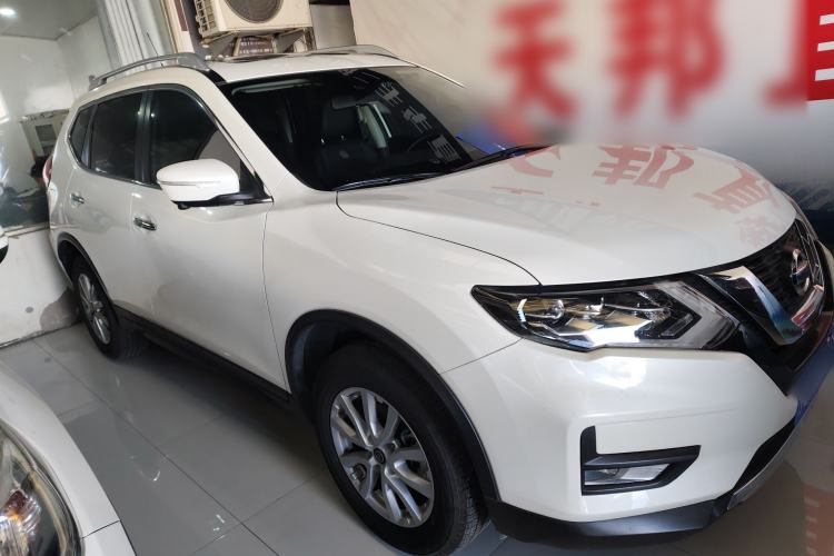 Used Nissan X-Trail 2023 Classic 2.0L Two-Wheel Drive Smart Connect Premium Edition
