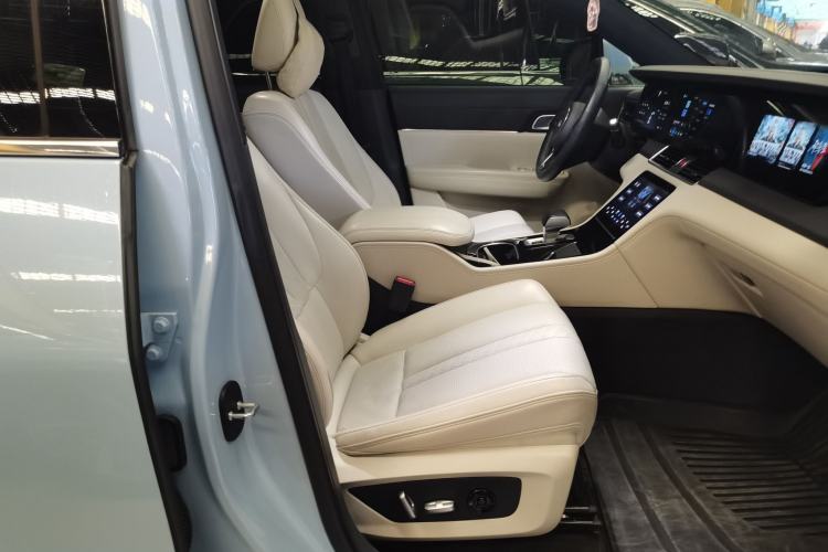 Used Li Auto ONE 2020 Extended-Range 6-Seater Version
