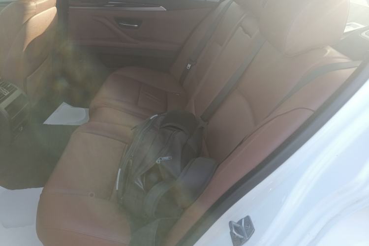 Used BMW 5 Series 2014 530Li Leading Model
