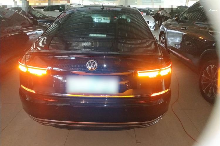 Used Volkswagen Passat 2019 380TSI Prestige Edition China VI Standard
