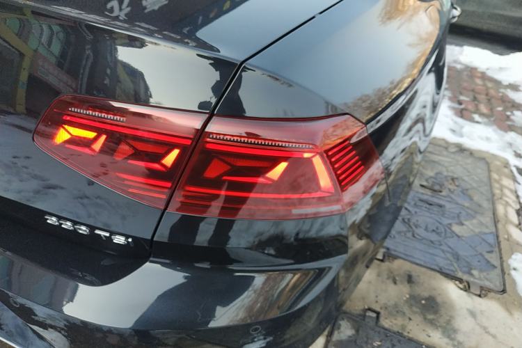 Used Volkswagen Magotan 2023 2 Million Units Commemorative Edition 330TSI DSG Luxury Version
