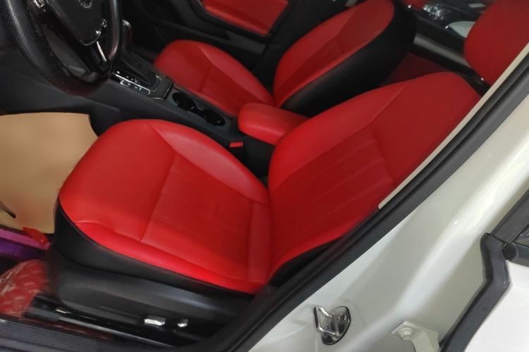 Used Volkswagen Lamando 2019 230TSI DSG Fashion Edition China VI