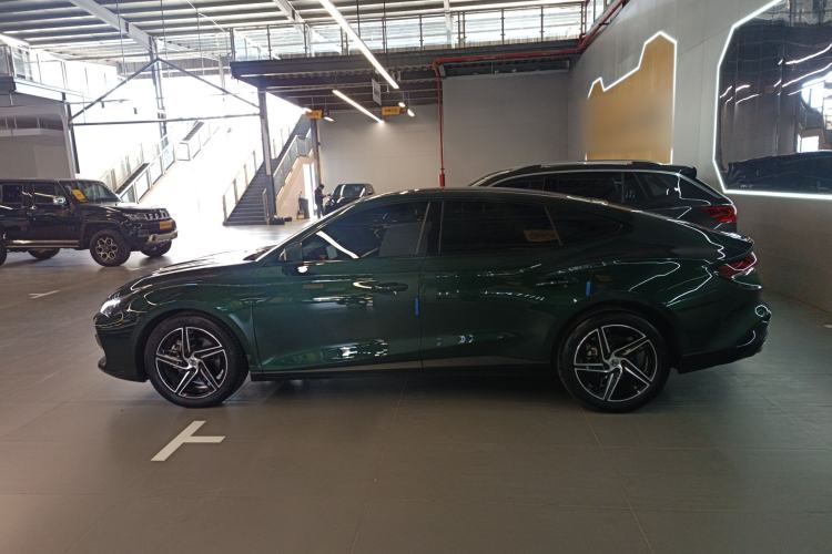 Used MG 7 2023 1.5T DCT Luxurious Supreme Edition
