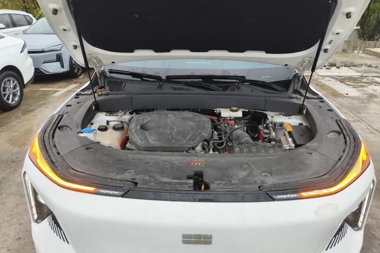 Used  L7 2023 1.5T 115 km MAX
