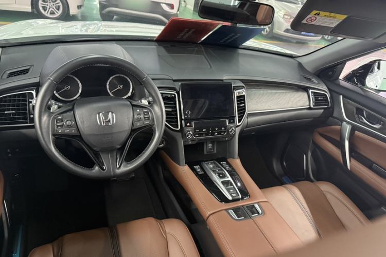 Used Honda UR-V 2020 370TURBO Two-Wheel Drive Luxury Edition
