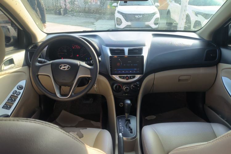 Used Hyundai Verna 2014 1.4L Automatic Smart GLS