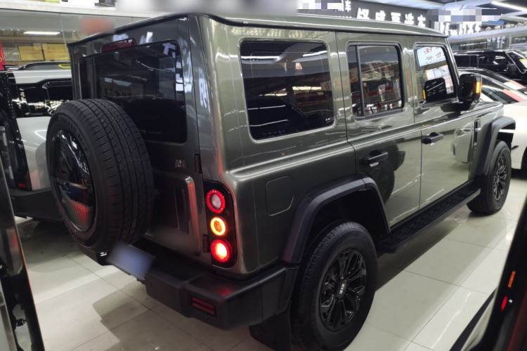 Used 212 T01 2024 2.0T Mechanic
