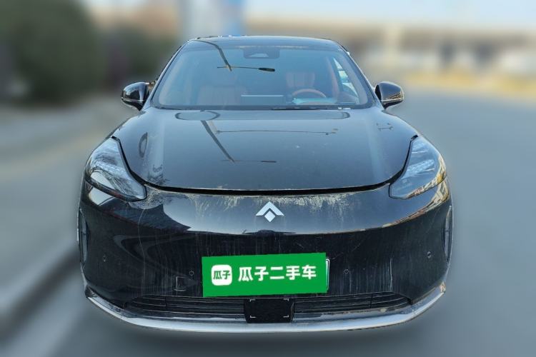 Used  HT 2025 670 Pro
