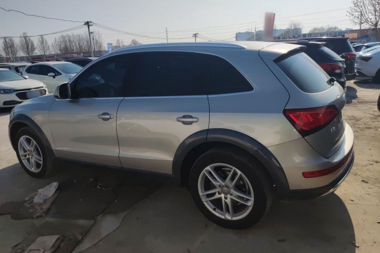 Used Audi Q5 2017 Plus 40 TFSI Technology Model
