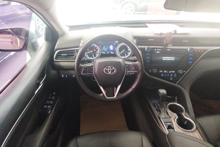Used Toyota Camry 2019 2.0G Luxury Edition China VI Standard
