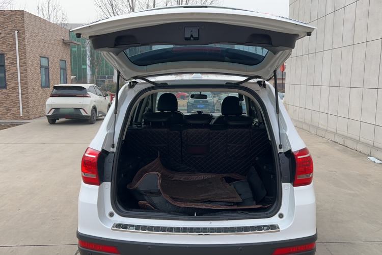 Used Haval H6 2017 Red-Label Sport Edition 1.5T Manual Two-Wheel Drive Elite Model