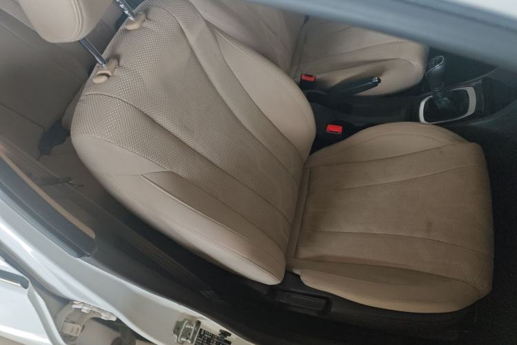 Used Baojun 310W 2017 1.5L Manual Comfort Version China VI Emission Standard