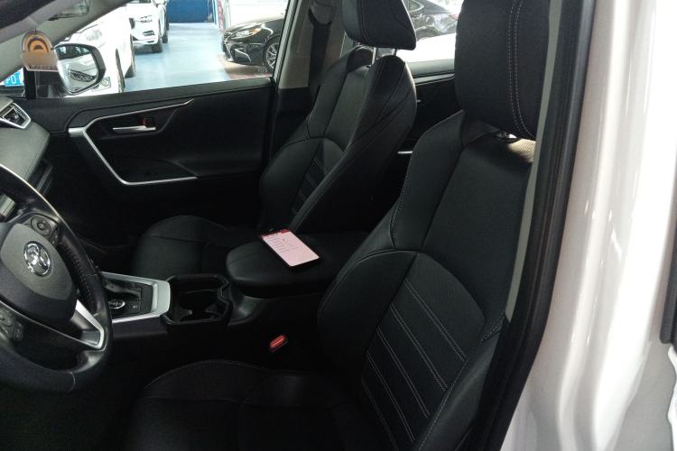 Used Toyota Wildlander 2023 Dual-Motor 2.5L E-CVT Four-Wheel Drive Prestige Edition
