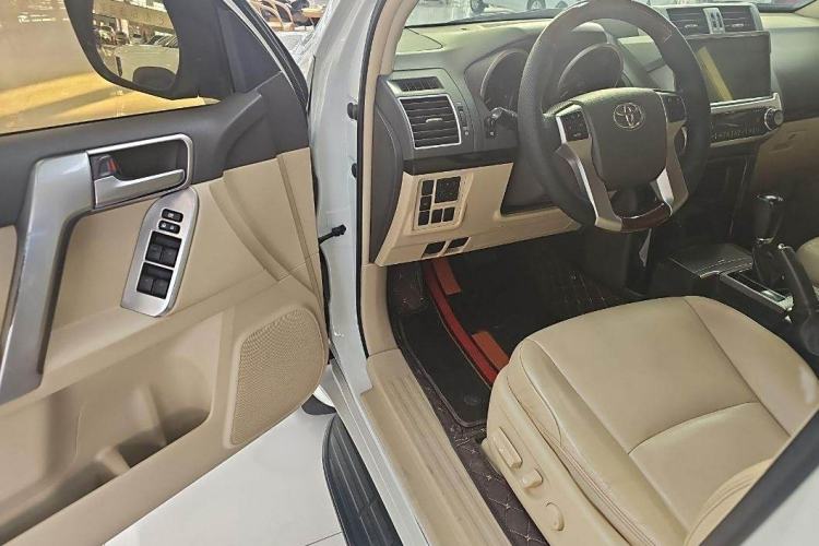 Used Toyota Prado 2016 2.7L Automatic Luxury Edition
