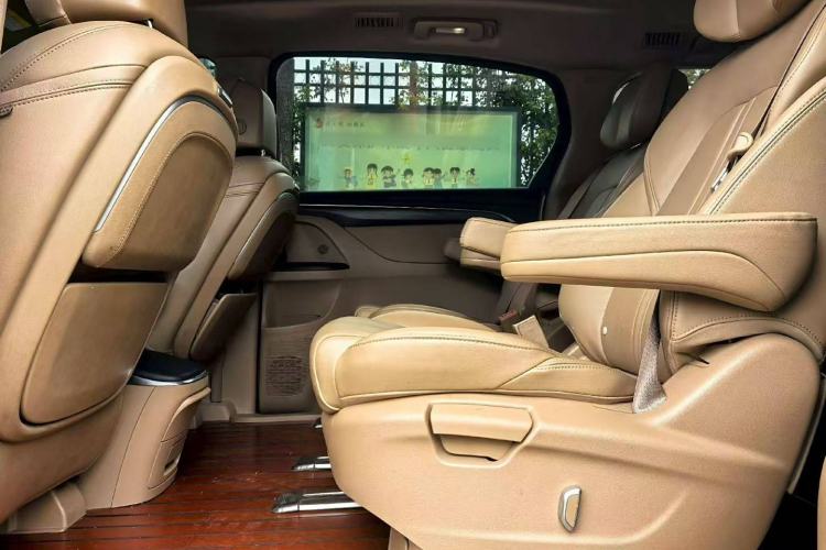 Used Buick GL8 2021 ES Land Cruiser 653T Luxury Edition
