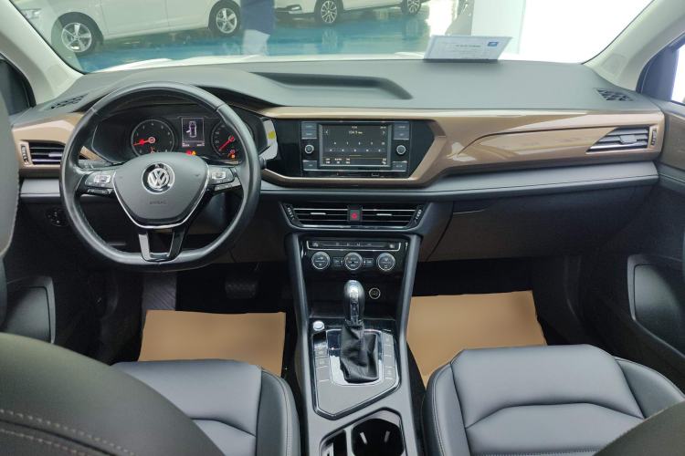 Used Volkswagen Tharu 2020 280TSI Two-Wheel Drive Comfort Edition China VI Standard
