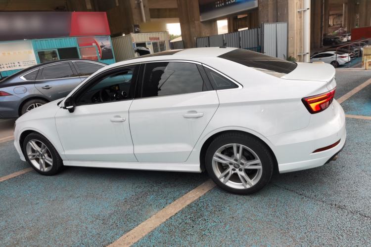 Used Audi A3 2020 Limousine 35 TFSI Fashion Edition China VI Emission Standard
