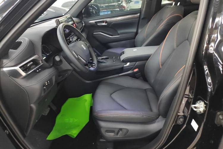 Used Toyota Crown Land Cruiser 2024 2.5L HEV Four-Wheel Drive Luxury Edition
