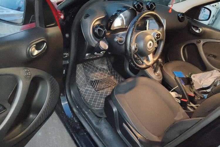 Used  forfour 2018 1.0L 52kW Passion Edition
