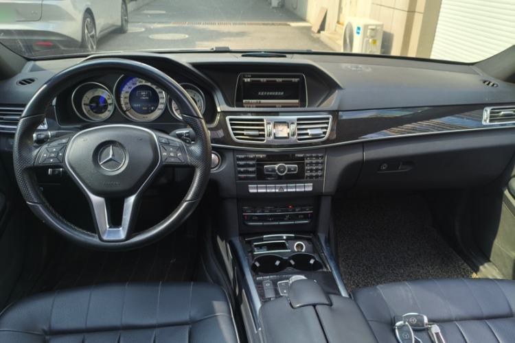 Used Mercedes-Benz E-Class 2015 E 260 L Sport Edition
