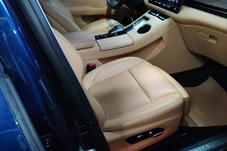 Used Hima AITO M5 2022 Range-Extended Rear-Drive Standard Version