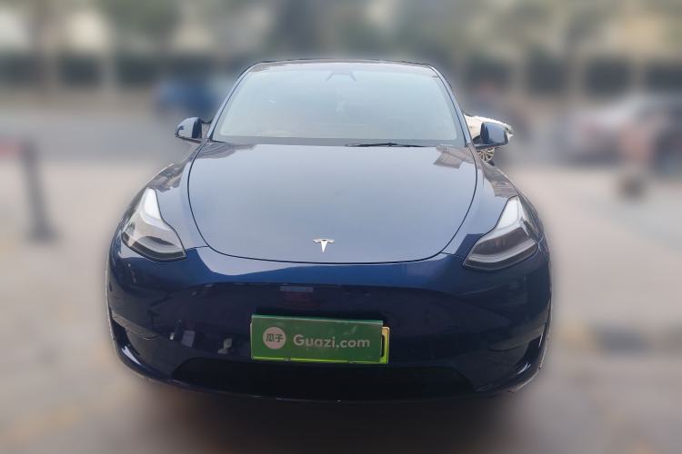 Used Tesla Model Y 2021 Long-Range All-Wheel-Drive Version
