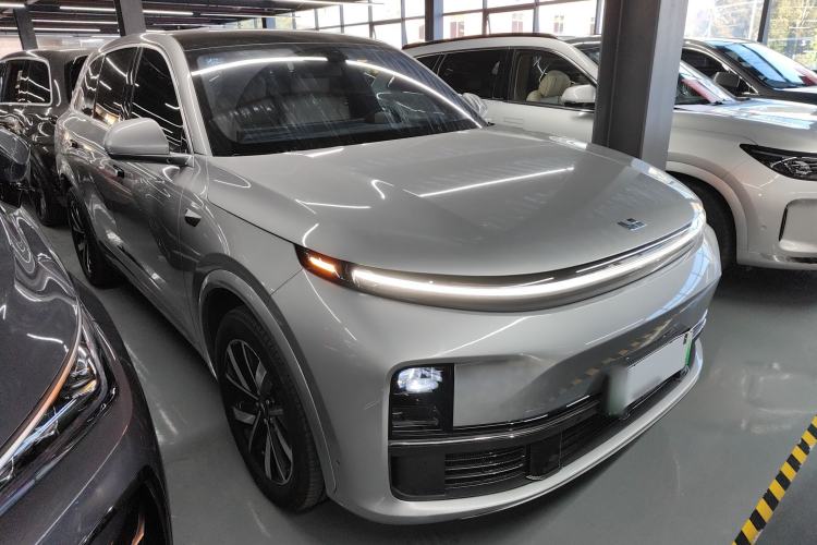 Used Li Auto L7 2023 Air model
