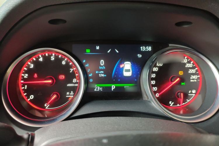 Used Toyota Camry 2021 2.0S FENGSHANG Edition
