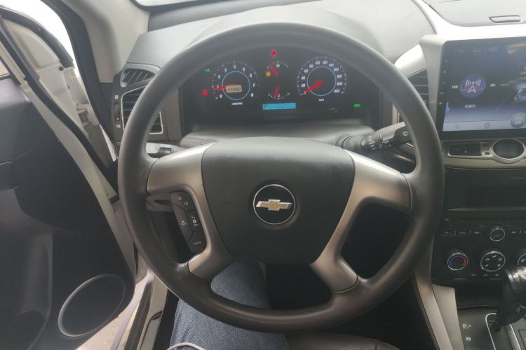 Used Chevrolet Captiva 2014 2.4L Two-Wheel Drive Urban Version 7 Seats
