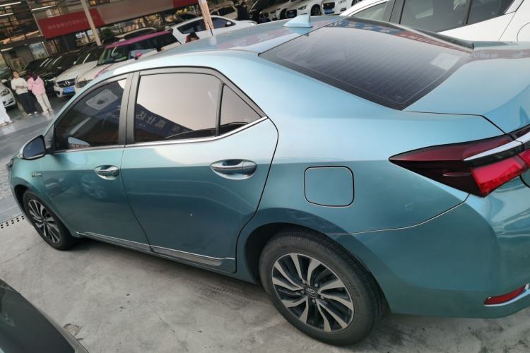 Used Toyota Corolla 2017 Revised Dual-Engine 1.8L E-CVT Elite Edition