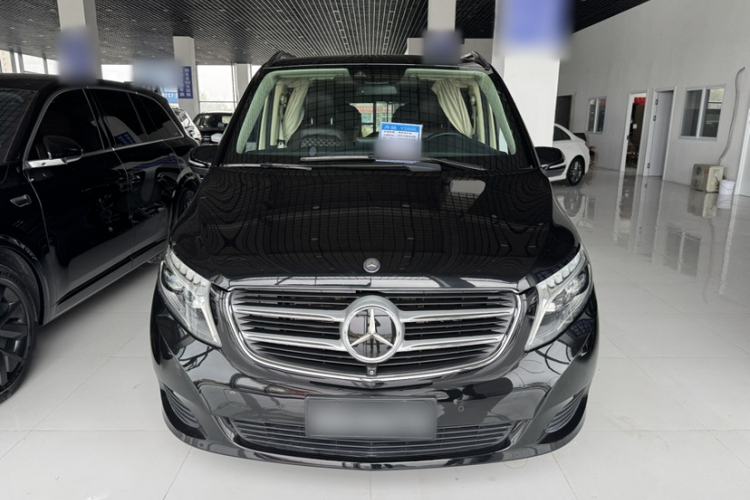 Used Mercedes-Benz V-Class 2017 V 260 L Prestige Extended Edition
